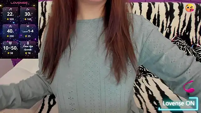 GlowMimi online show from 11/11/25, 08:42