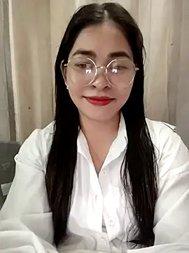 Bamboo-niee123 online show from 03/26/26, 05:13