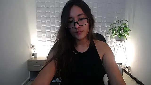 victoria 243 online show from 01/15/26, 05:23