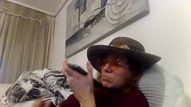 Snapshot of loveryvicky chatting on 01/07/26, 05:04 loveryvicky online show from 01/07/26, 05:04