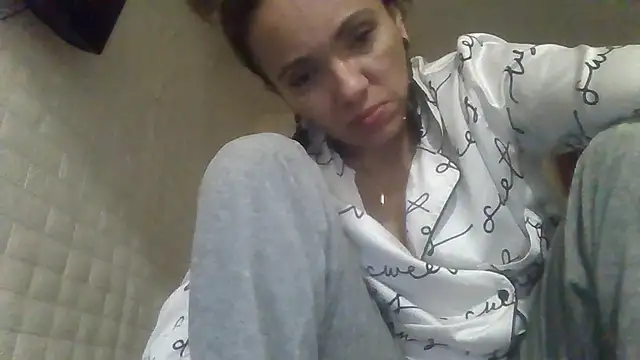 Snapshot of loveryvicky chatting on 02/26/26, 06:45 loveryvicky online show from 02/26/26, 06:45