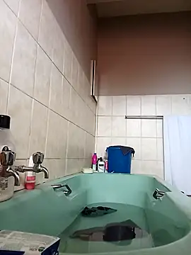 Snapshot of DARKberryDIAMOND chatting on 11/30/25, 11:58 DARKberryDIAMOND online show from 11/30/25, 11:58