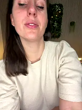 MysteryGirl   online show from 12/16/25, 09:14