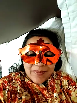 LOVE  RANI online show from 05/05/26, 03:47
