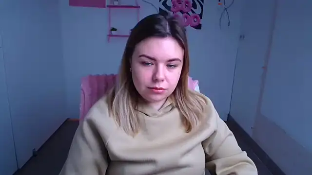 SusannaNight online show from 11/23/25, 06:35