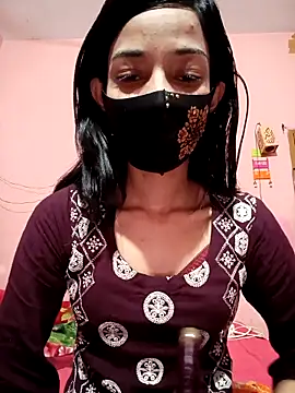 Green LaDY66 online show from 04/10/26, 09:03