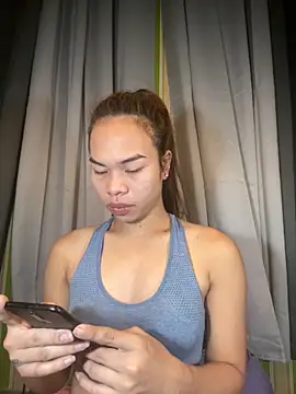 kierra fox online show from 11/07/25, 05:40