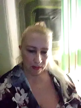 Esenia505 online show from 12/01/25, 04:17