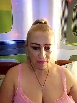 Esenia505 online show from 12/22/25, 05:48