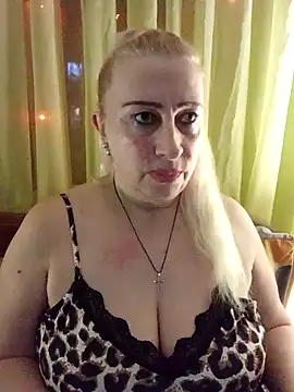 Esenia505 online show from 01/11/26, 02:33