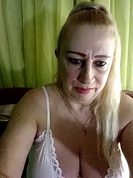 Esenia505 online show from 03/15/26, 05:02