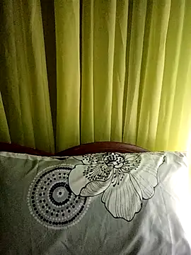 Esenia505 online show from 04/11/26, 12:04