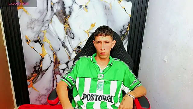 The latin boy online show from 01/15/26, 02:38