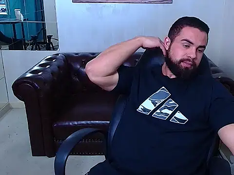 HayesWood online show from 12/21/25, 05:25