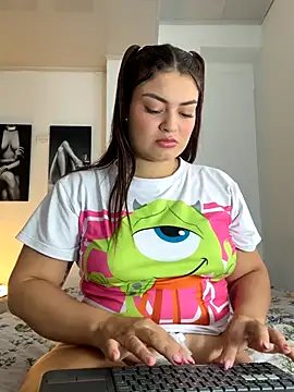 Itskari  online show from 11/12/25, 05:35