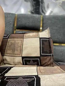 Heena Sharma982 online show from 03/21/26, 05:49