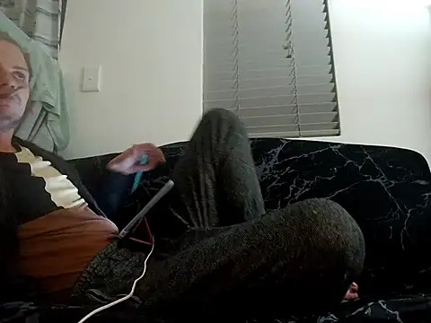 Snapshot of THOMMONSTER5299 chatting on 11/26/25, 12:55 THOMMONSTER5299 online show from 11/26/25, 12:55