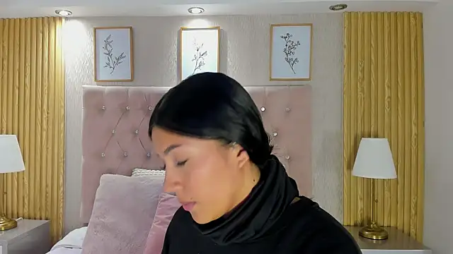 KamyGlam online show from 07/11/26, 08:00