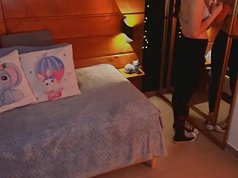 Snapshot of milena_kiitty chatting on 02/13/26, 11:28 milena kiitty online show from 02/13/26, 11:28