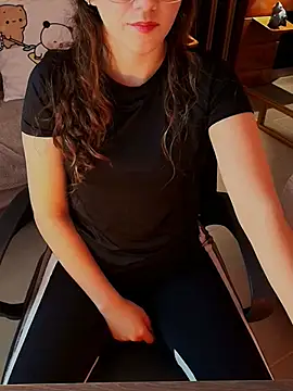 milena kiitty online show from 04/09/26, 11:37