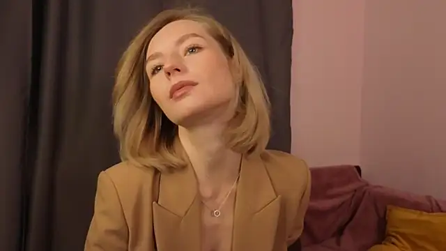 BaileyBernos online show from 11/13/25, 09:08