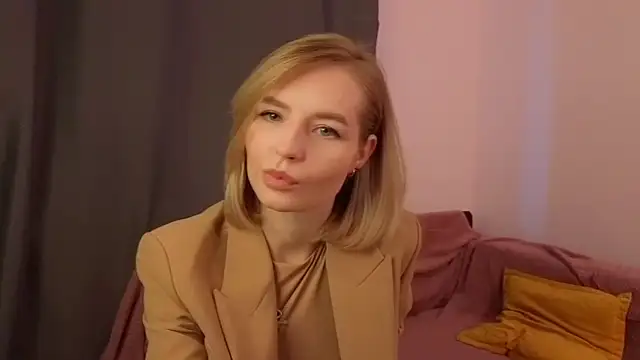 BaileyBernos online show from 11/14/25, 09:19