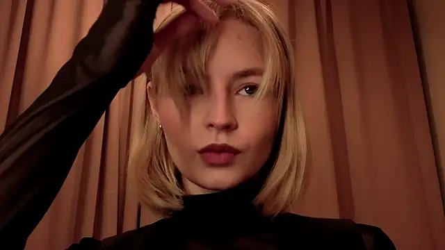 BaileyBernos online show from 11/20/25, 08:36