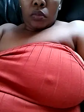 Snapshot of Fancy-Face26 chatting on 11/19/25, 03:23 Fancy-Face26 online show from 11/19/25, 03:23