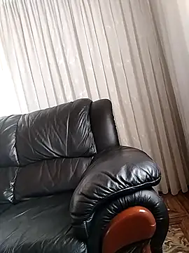 Snapshot of Fancy-Face26 chatting on 12/14/25, 09:14 Fancy-Face26 online show from 12/14/25, 09:14