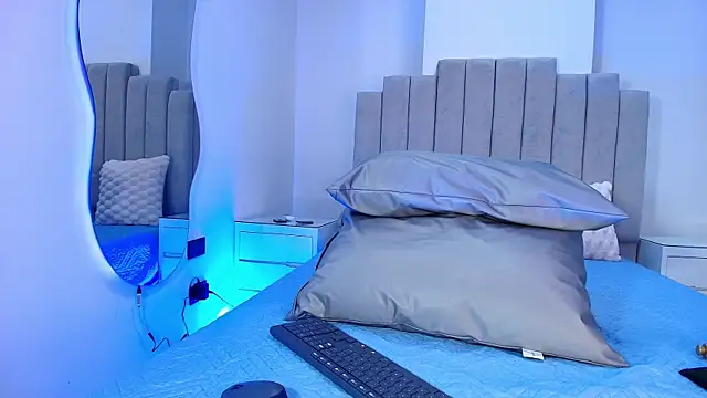 emma trix online show from 12/04/25, 11:52