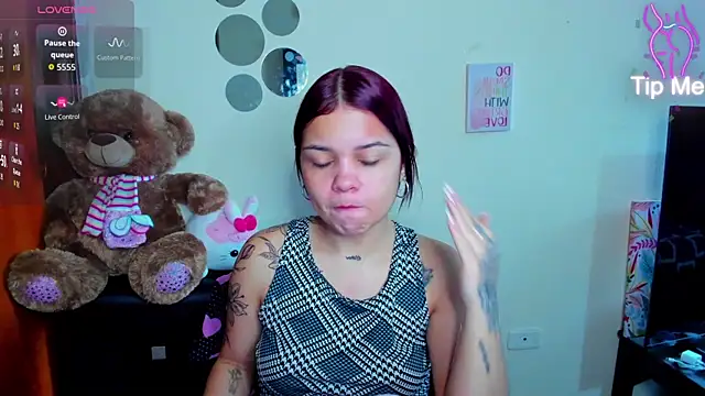 Emma boo online show from 04/04/26, 04:48