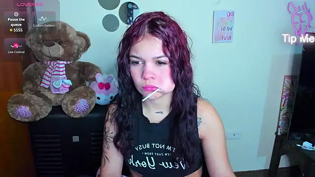 Emma boo online show from 04/07/26, 12:00