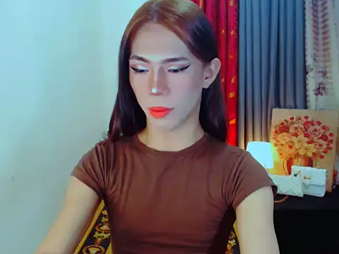 EXOTICGEORGINA online show from 11/16/25, 09:53