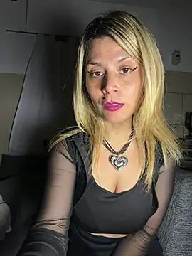 Romy-R-O online show from 06/01/26, 12:12