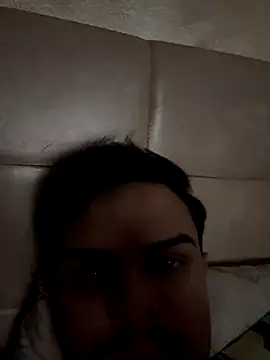 Snapshot of Black_Velvet02 chatting on 12/19/25, 10:28 Black Velvet02 online show from 12/19/25, 10:28