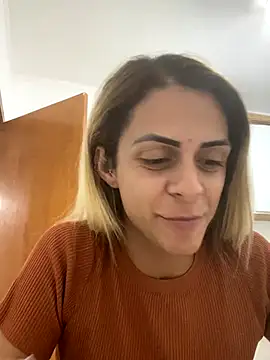 sabrinaneves online show from 12/04/25, 05:43