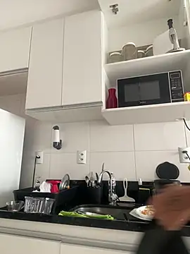 sabrinaneves online show from 03/24/26, 11:48