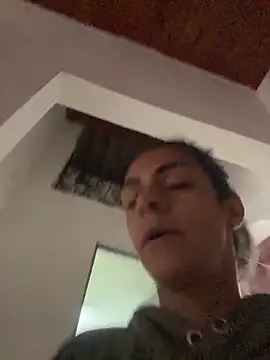 sabrinaneves online show from 06/18/26, 04:22