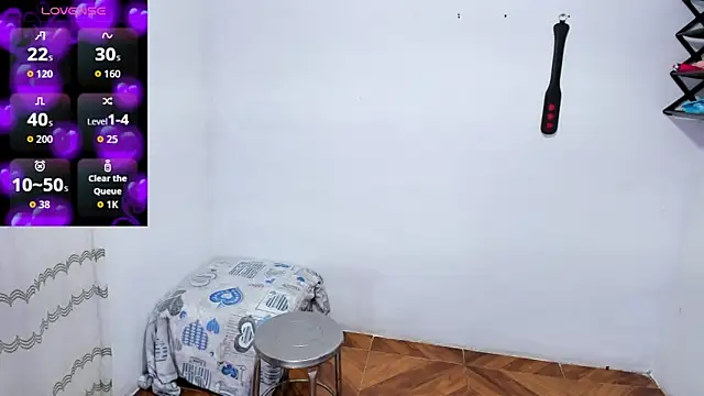 Isa-Giraldo online show from 03/13/26, 12:23