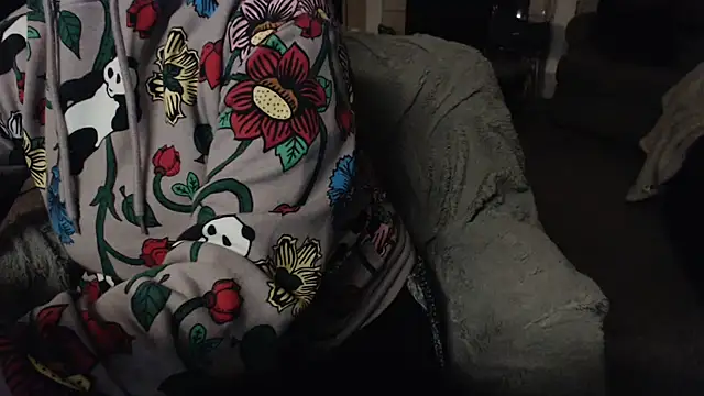 Skyl31 online show from 04/25/26, 02:36