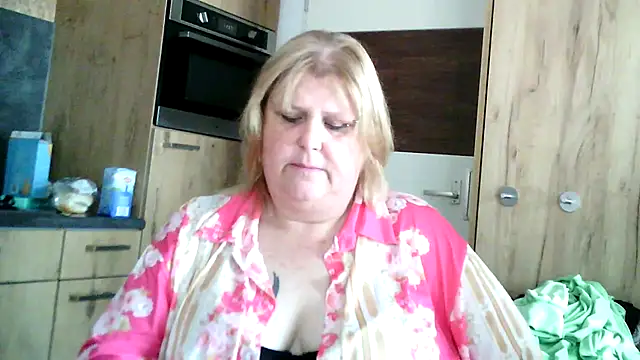 Sylviastar46 online show from 03/24/26, 09:14