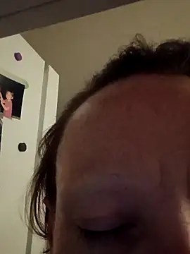 Karebearz1 online show from 04/02/26, 08:23