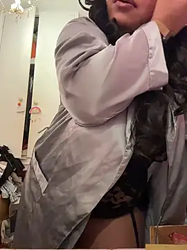 Snapshot of kennedylorel chatting on 11/08/25, 11:58 kennedylorel online show from 11/08/25, 11:58