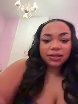 Snapshot of kennedylorel chatting on 11/10/25, 11:15 kennedylorel online show from 11/10/25, 11:15