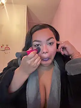 Snapshot of kennedylorel chatting on 12/04/25, 03:10 kennedylorel online show from 12/04/25, 03:10