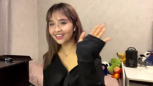 LovelyLara online show from 11/05/25, 05:57