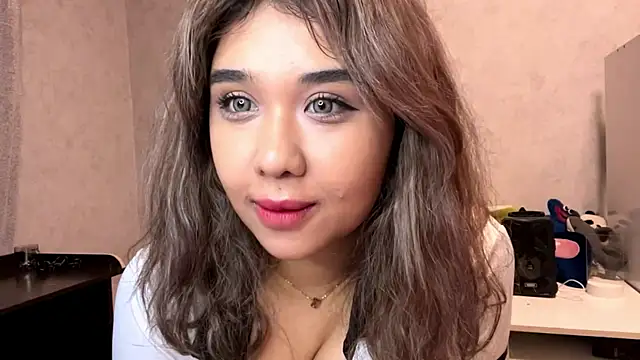 LovelyLara online show from 11/09/25, 06:06