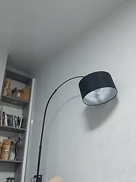 Snapshot of tian7788 chatting on 11/17/25, 01:17 tian7788 online show from 11/17/25, 01:17