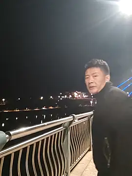 Snapshot of tian7788 chatting on 12/17/25, 02:23 tian7788 online show from 12/17/25, 02:23