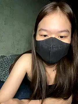 Snapshot of BUNNY050465 chatting on 12/02/25, 10:31 BUNNY050465 online show from 12/02/25, 10:31